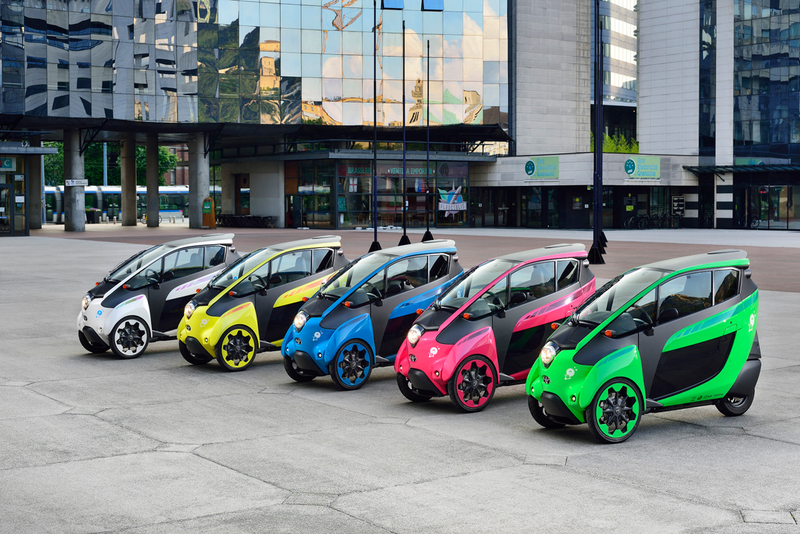 Illustration for article titled You Can Borrow Toyota's Electric Three-Wheeler For Car Sharing In Tokyo